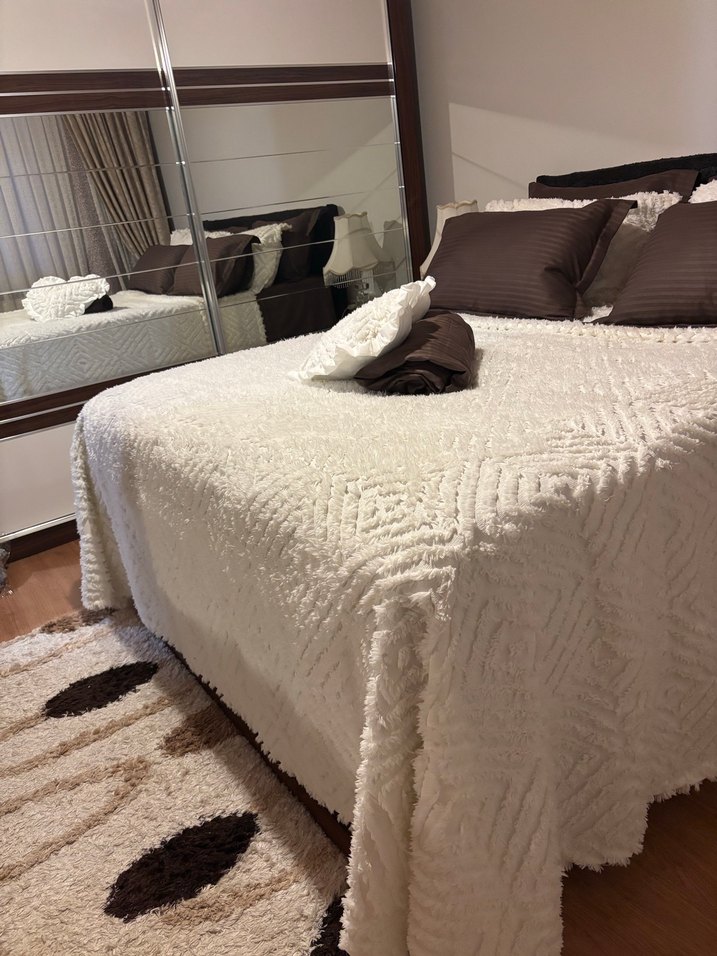 1 Adet Kahverengi Nevresim Takımı & 1 Adet Yatak Örtüsü Takımı - Görsel 4