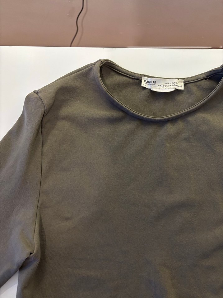 Pull&Bear Uzun Kollu Kadın Crop Top - Görsel 4