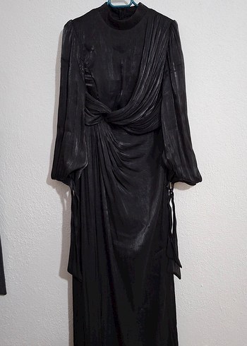 Siyah Uzun Kollu Drapeli Uzun Elbise - Görsel 4