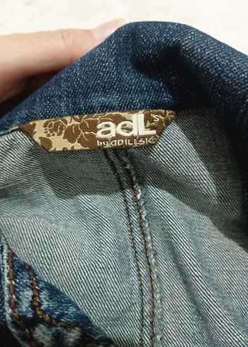 Kadın Mavi Nakışlı Kısa Denim Ceket - Görsel 4