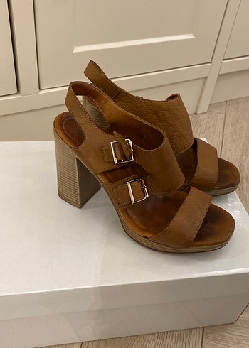 Taba Deri Kadın Gerçek Deri Topuklu Sandalet - Görsel 2