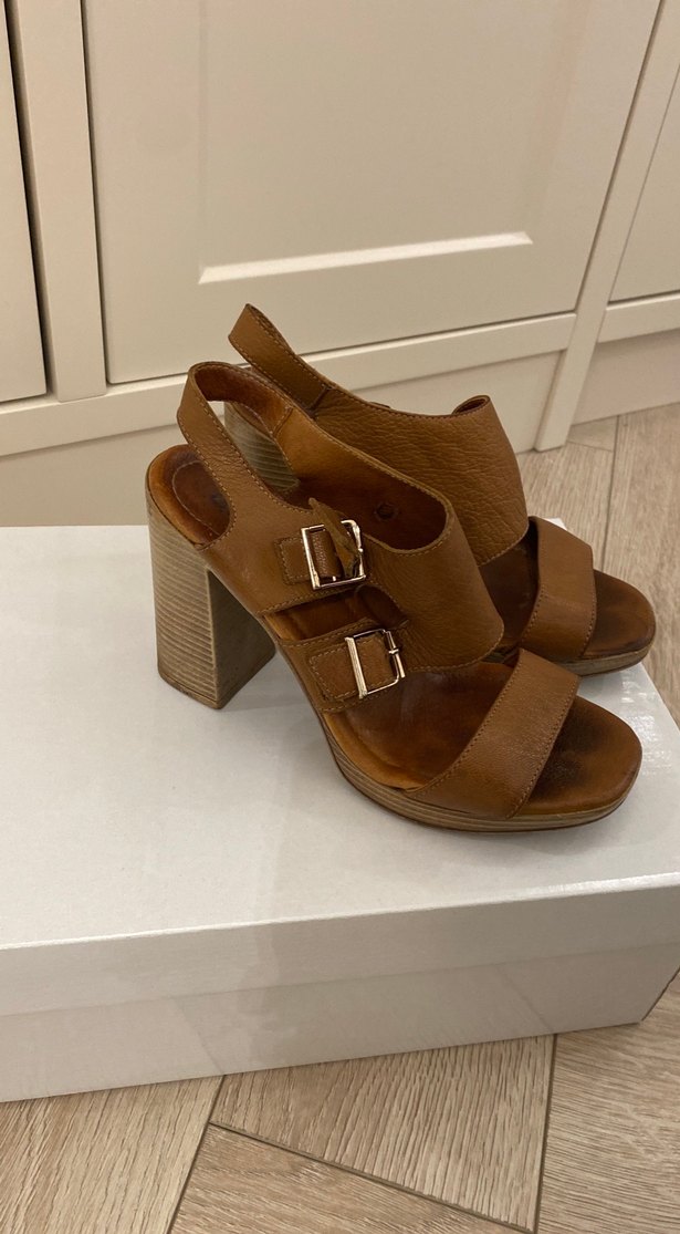 Taba Deri Kadın Gerçek Deri Topuklu Sandalet - Görsel 2