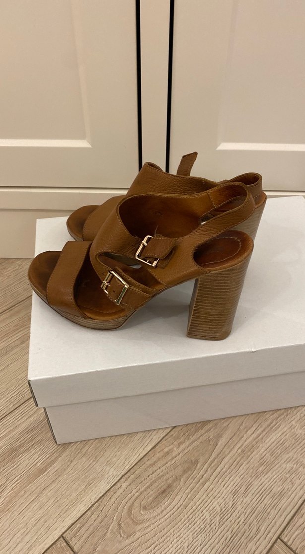 Taba Deri Kadın Gerçek Deri Topuklu Sandalet - Görsel 4