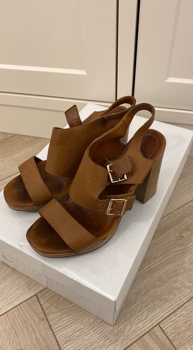 Taba Deri Kadın Gerçek Deri Topuklu Sandalet - Görsel 3