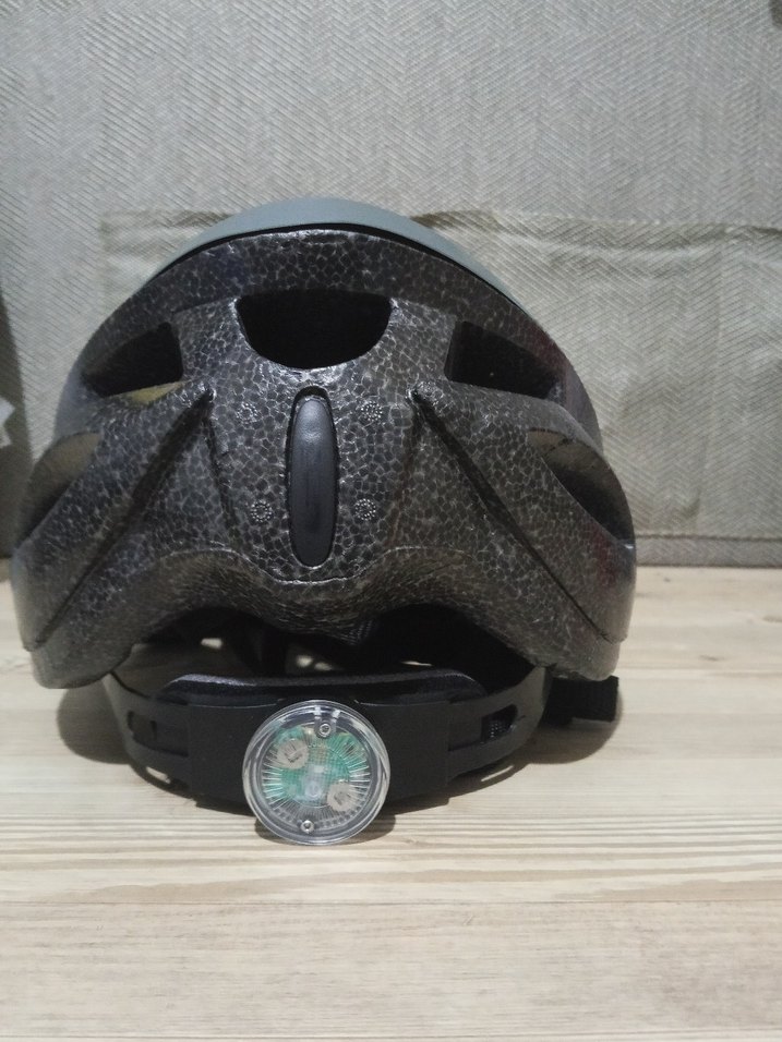 Gri Bisiklet Kaskı - Görsel 4