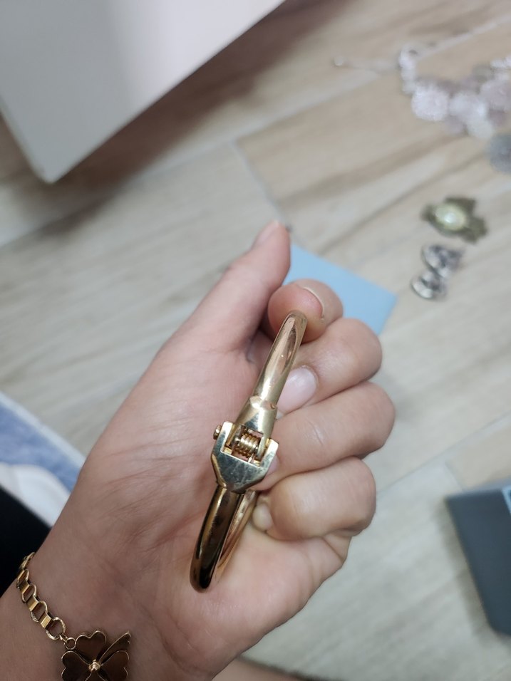 Altın Renkli Taşlı çelik Kadın Bileklik - Görsel 3