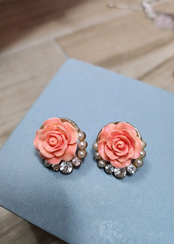 Pembe Mini Vintage Düğmeli Küpe Seti - Görsel 5