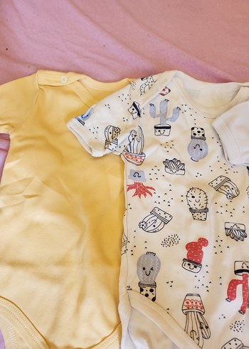 Beyaz Kısa Kollu Bebek Body - Görsel 2