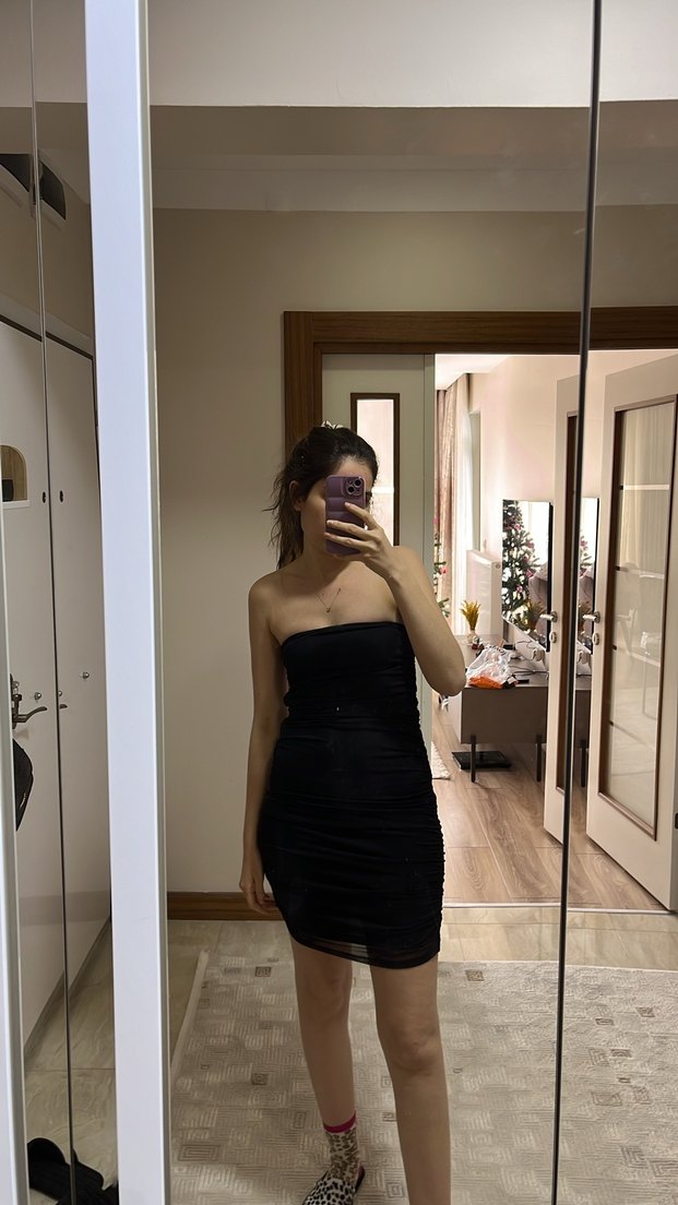 Koton Siyah Straplez Drapeli Mini Elbise - Görsel 3