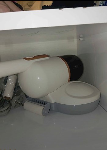 Beyaz ve Gri Mini Elektrikli Süpürge - Görsel 4