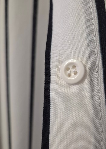 GUSTO Düğmeli Siyah Beyaz Çizgili Kadın Gömlek - Görsel 4