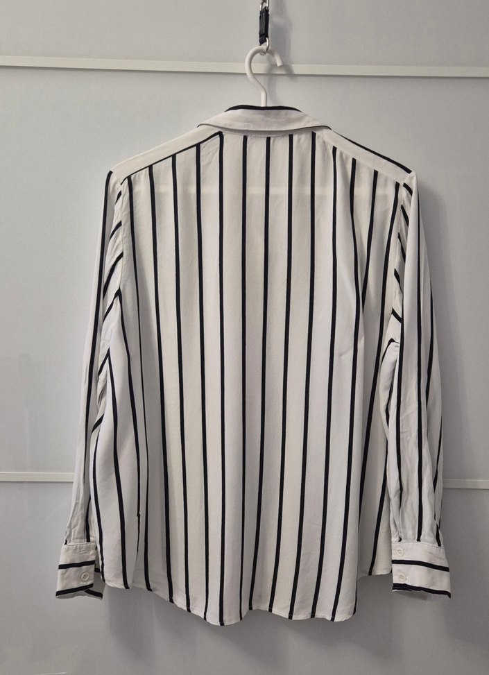 GUSTO Düğmeli Siyah Beyaz Çizgili Kadın Gömlek - Görsel 2