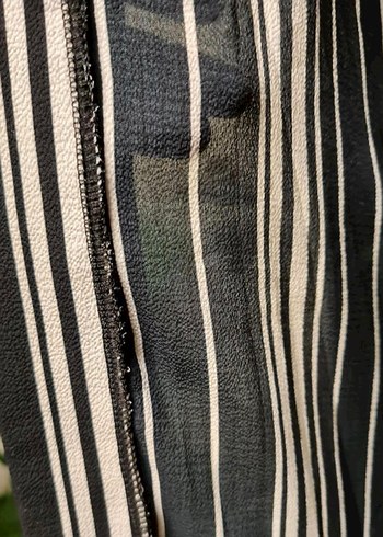 Çizgili Siyah Kadın Uzun Mevsimlik Ceket - Görsel 6