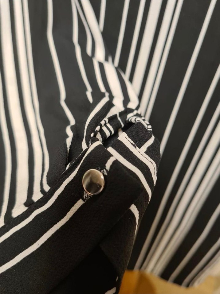 Çizgili Siyah Kadın Uzun Mevsimlik Ceket - Görsel 5