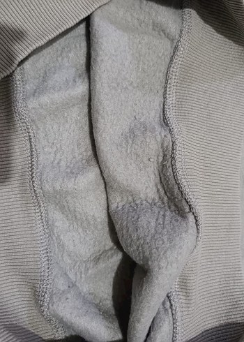 Gri Baskılı Zincir Detaylı Kadın Sweatshirt - Görsel 2