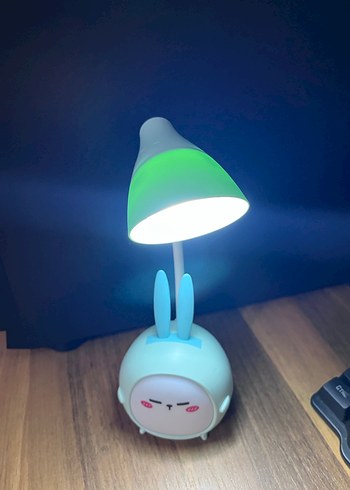 Pastel Tavşan Figürlü Masa Lambası - Görsel 2