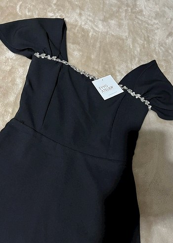 V Yaka Mini Siyah Abiye Elbise - Görsel 2