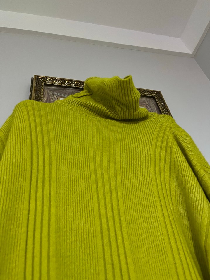 Sarı Uzun Triko Elbise Balıkçı Yaka - Görsel 3