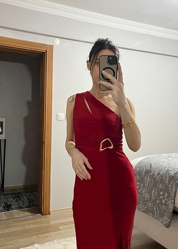 Kırmızı abiye elbise - Görsel 2