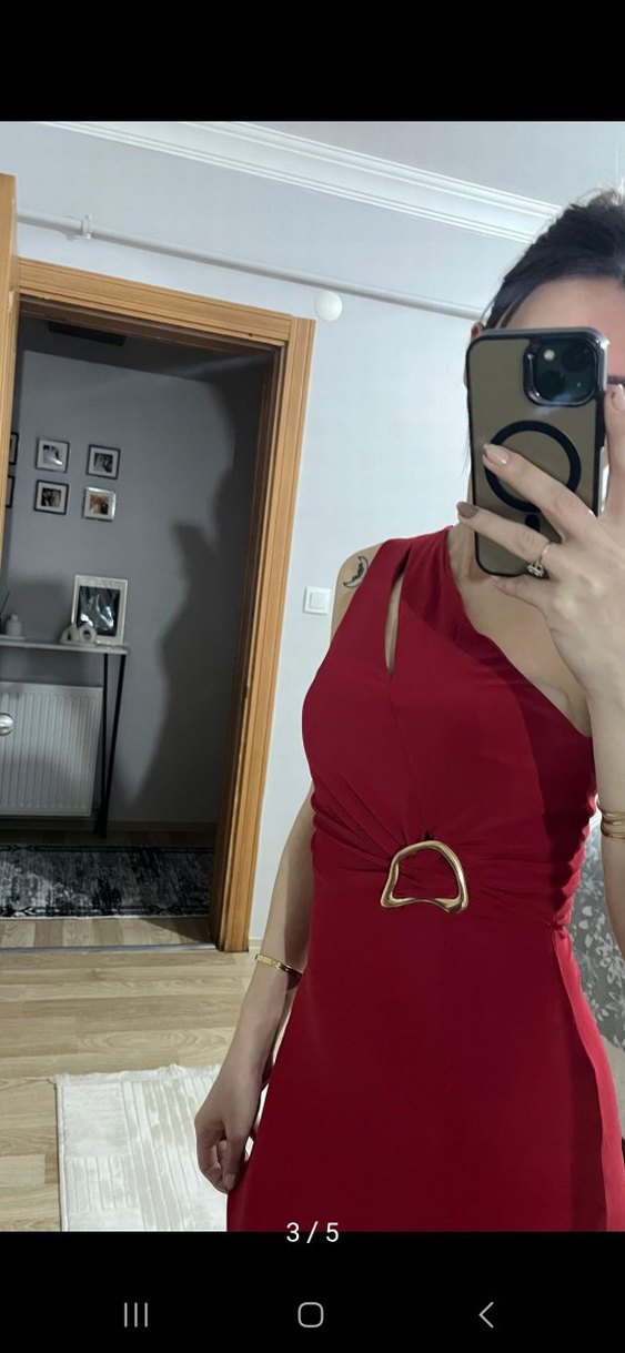 Kırmızı abiye elbise - Görsel 3