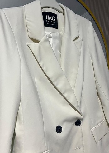 Düğmeli Beyaz Kadın Blazer Ceket - Görsel 3