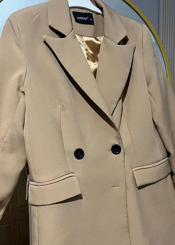 Bej Düğmeli Kısa Kadın Blazer Ceket - Görsel 3
