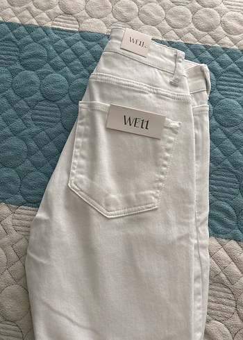 Düğmeli Beyaz Kadın Kot Pantolon - Görsel 4