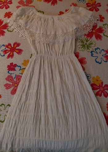 Dantel Detaylı Beyaz Elbise - Görsel 2