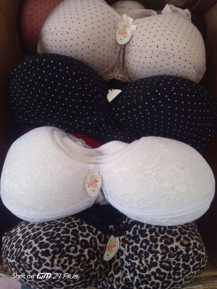 Telsiz Penye İçi Boş ve Süngerli Sütyen - Görsel 2