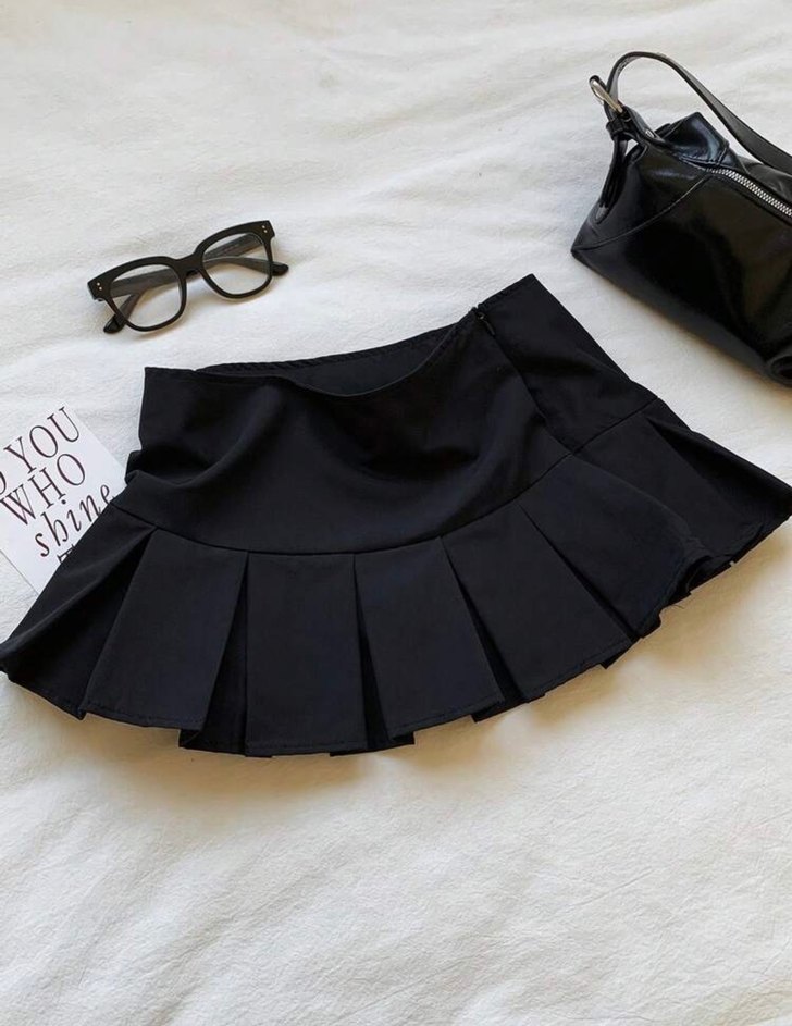 Siyah Pilili Mini Etek - Görsel 3