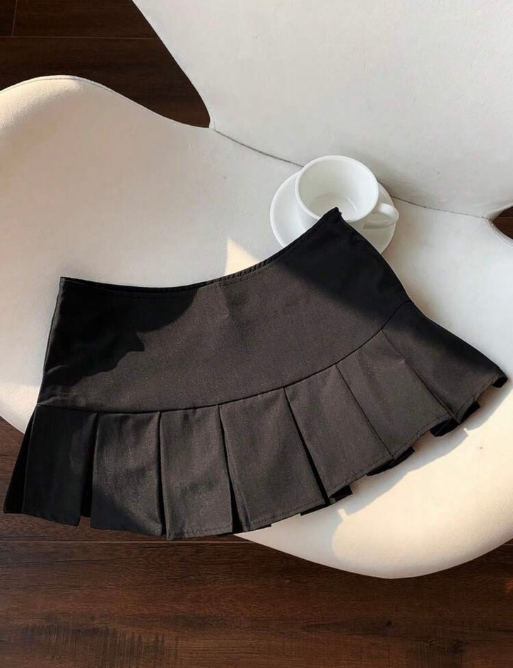 Siyah Pilili Mini Etek - Görsel 4