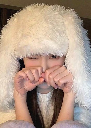 Beyaz Kürklü Tavşan Sapka - Görsel 3