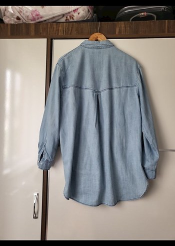 Düğmeli Kadın Denim Gömlek - Görsel 3