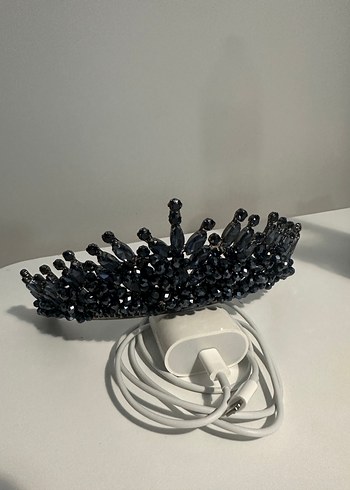 Siyah Boncuklu Gotik Taç - Görsel 4