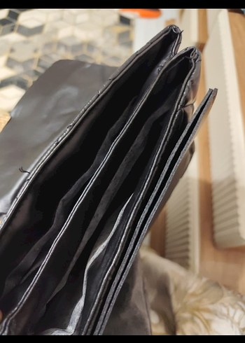 Siyah Zincir Detaylı Deri Kadın Çanta - Görsel 3