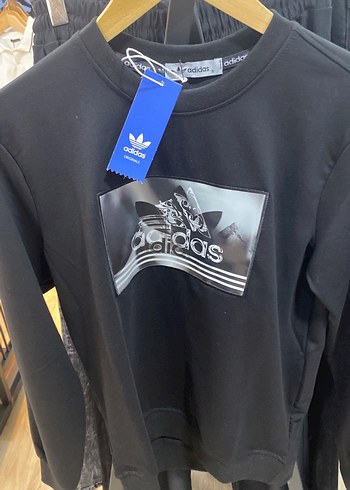Adidas s