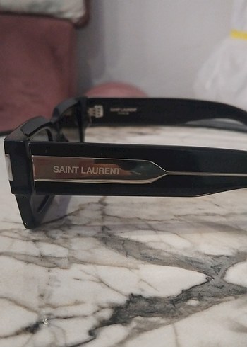 Siyah Kadın Güneş Gözlüğü - Paris Sokak Stili - Görsel 2