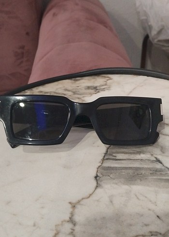 Siyah Kadın Güneş Gözlüğü - Paris Sokak Stili - Görsel 6