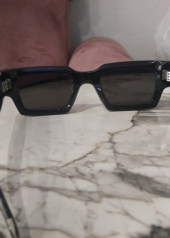 Siyah Kadın Güneş Gözlüğü - Paris Sokak Stili - Görsel 4