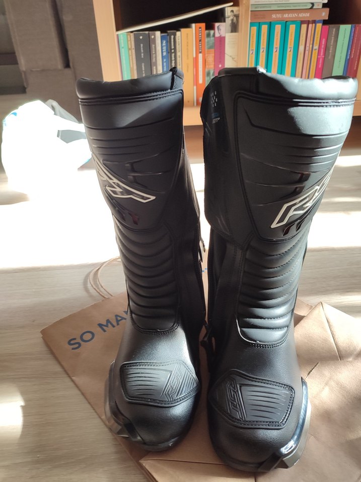 RST Tractech Evo 3 42 numara su geçirmez motosiklet botu - Görsel 2