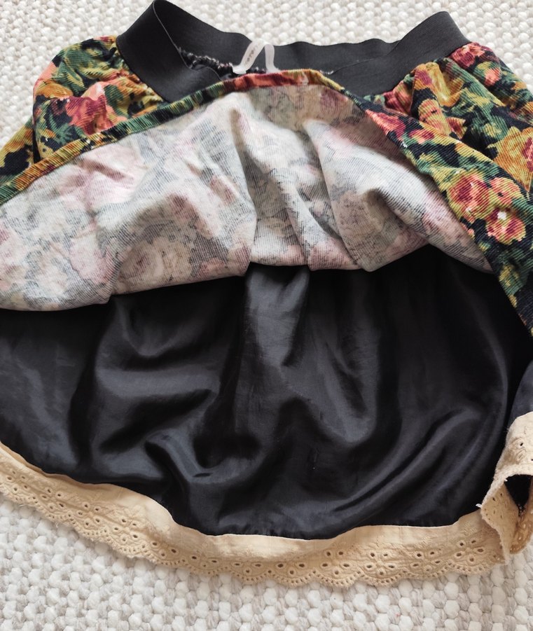 Koton ,4-5 yaş Çiçek Desenli Volanlı kız çocuk Midi Etek - Görsel 2