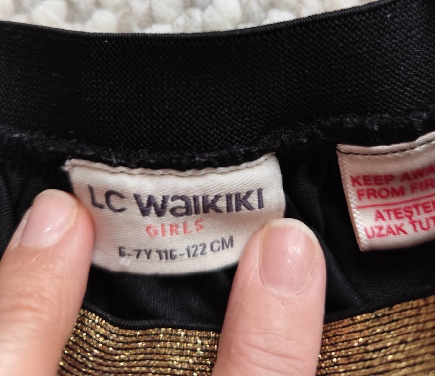 Kız Çocuk Siyah pullu tütülu Fırfırlı Etek - Görsel 4