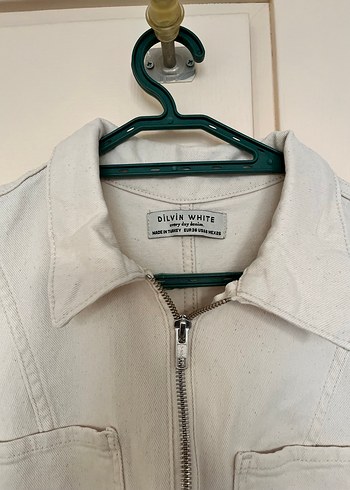 Bej Kısa Kollu Fermuarlı Kadın Tulum - Görsel 3