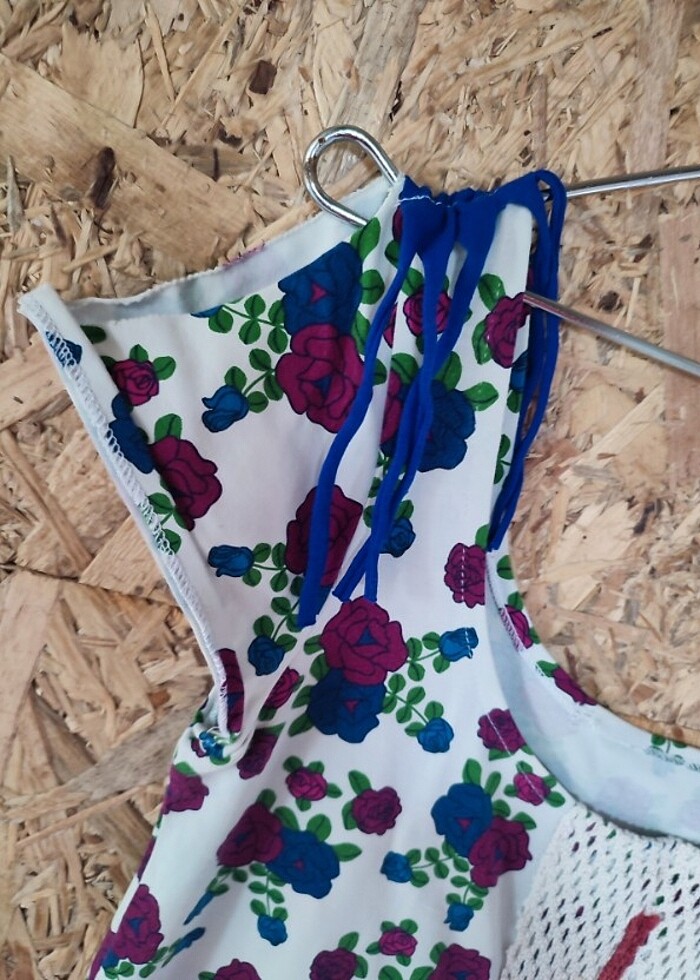 Yazlık çiçekli bluz - Görsel 3