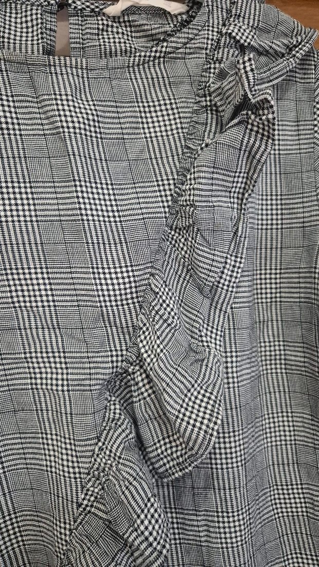 Kız Çocuk Gri Keten Fırfırlı Bluz - Görsel 3