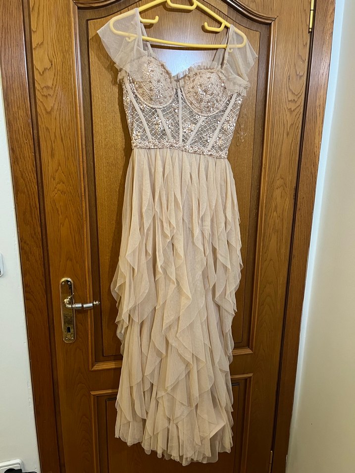 Bej Drapeli Nakışlı Uzun Straplez Elbise - Görsel 3