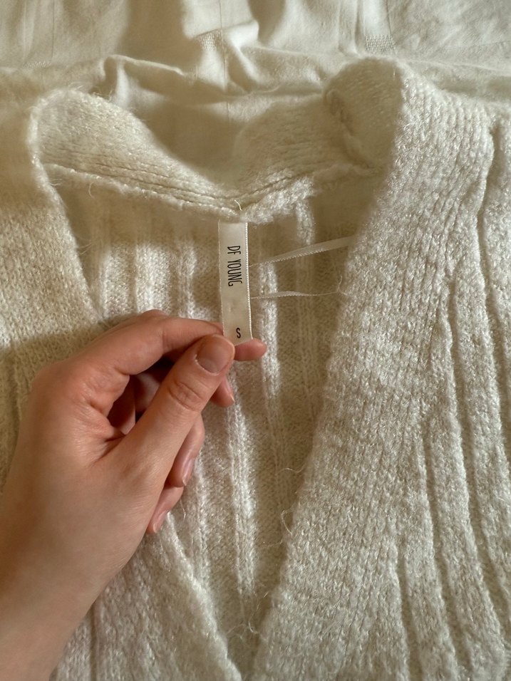 Düğmeli Gri Kadın Hırka - Görsel 3