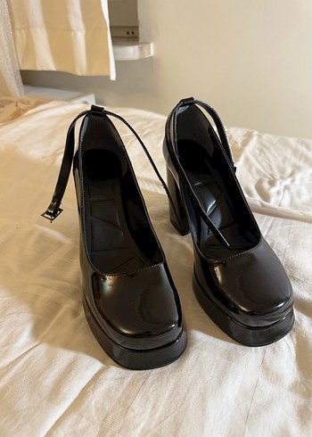 Kadın Siyah Platform Topuklu Gotik Ayakkabı - Görsel 2