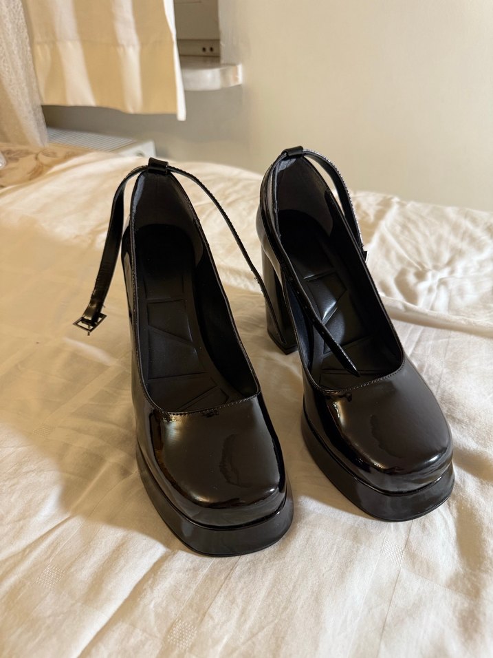 Kadın Siyah Platform Topuklu Gotik Ayakkabı - Görsel 2