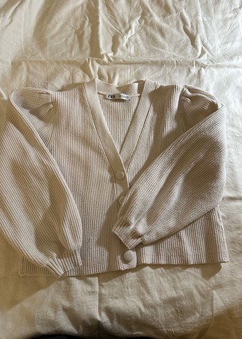 Beyaz V Yakalı Midi Örgü Hırka - Görsel 2